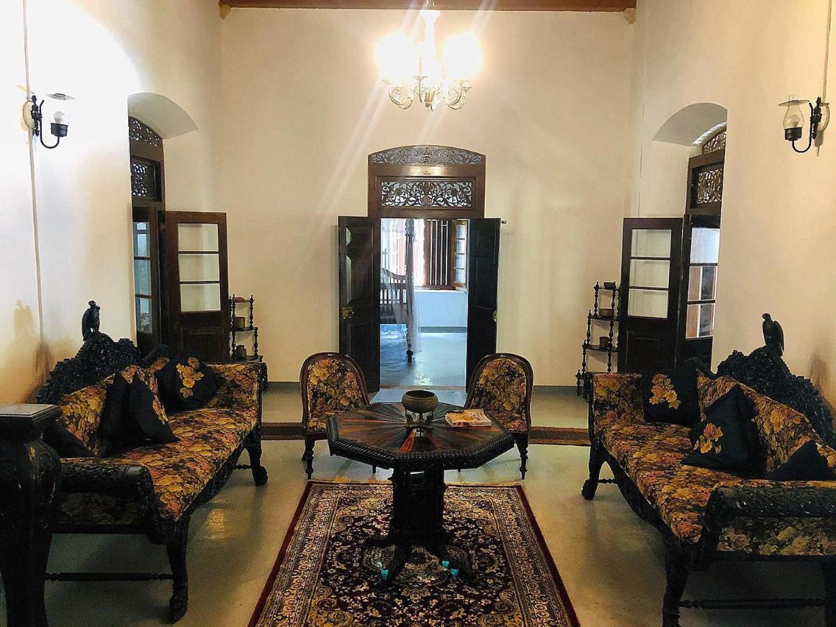 Gileemale Walawwa & Estate Hotel Ratnapura Kültér fotó