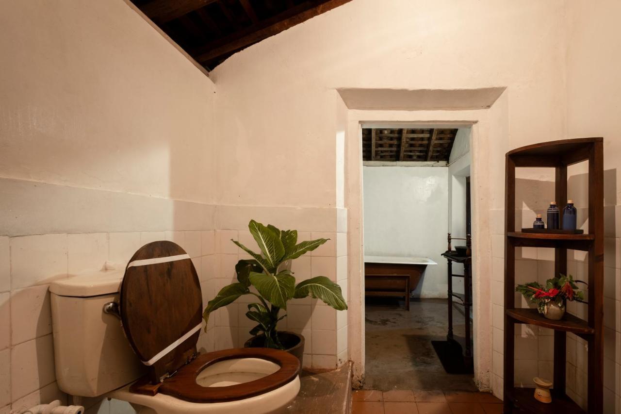 Gileemale Walawwa & Estate Hotel Ratnapura Kültér fotó